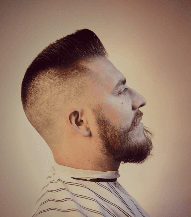 Perfilado de Barba con Navaja y Toalla